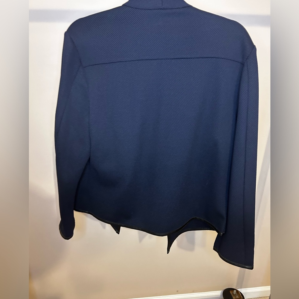 Calvin Klein Womens size XL Navy Blue Kiss Front Jacket Black Trim.